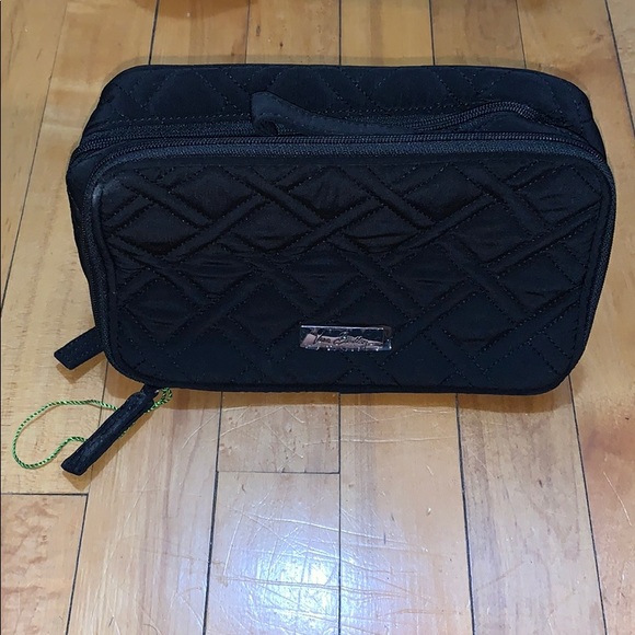 Vera Bradley Handbags - Vera Bradley Make-up Bag